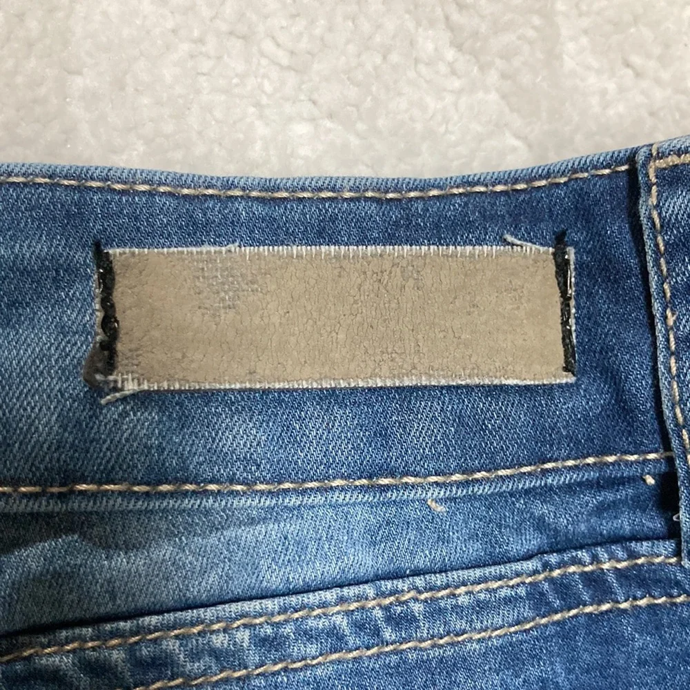 Jean Capris - Picture 5 of 6